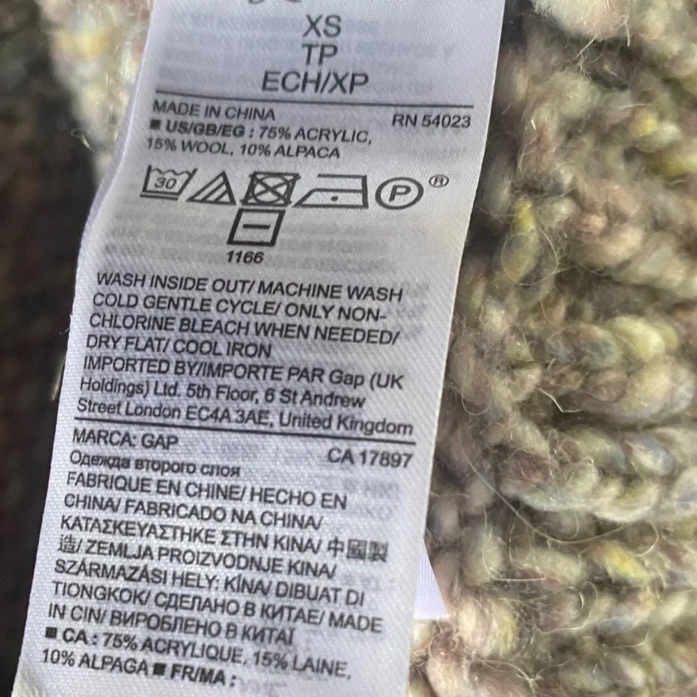 GAP Women's Multicolor Knit Sweater